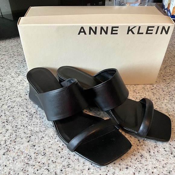 Anne Klein wedge heel mule slide Sandals - Picture 2 of 5
